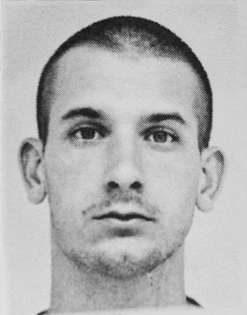 A Capa Központ szakmai zsűrije 2024-ben is kiválasztotta azt az öt feltörekvő hazai fotográfust, akik kiemelt támogatásban részesülhetnek a nemzetközi FUTURES platformon való részvétel által. Cikksorozatunkban különféle perspektívák mentén mutatjuk be a fiatal tehetségeket.
